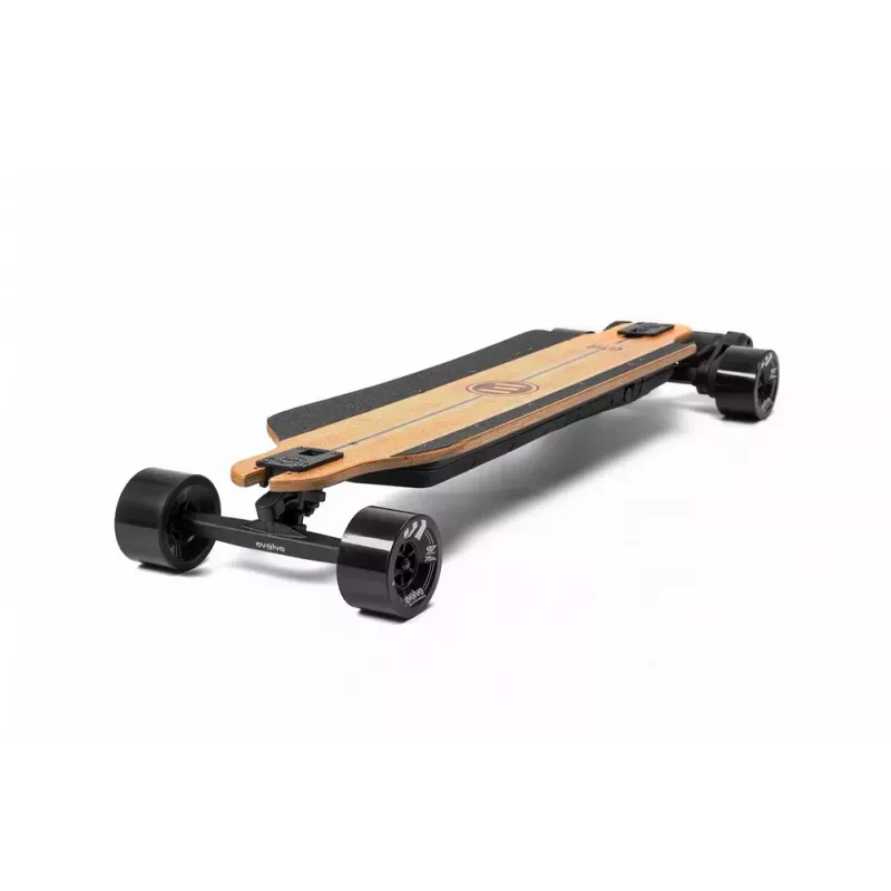 Skateboard électrique Evolve GTR 2 Bamboo tout-terrain offrant une vitesse maximale de 44 km/h et une puissance de 6000W