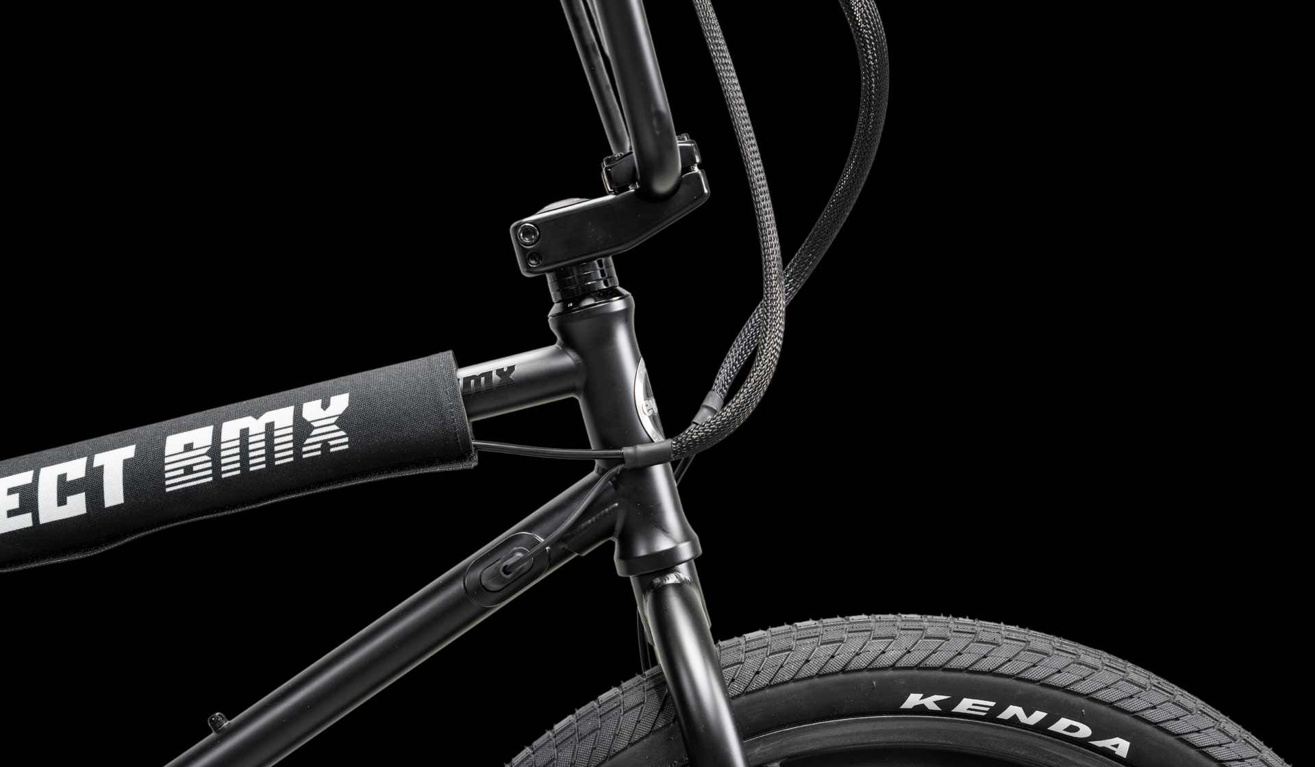 BMX électrique Evolve vue latérale