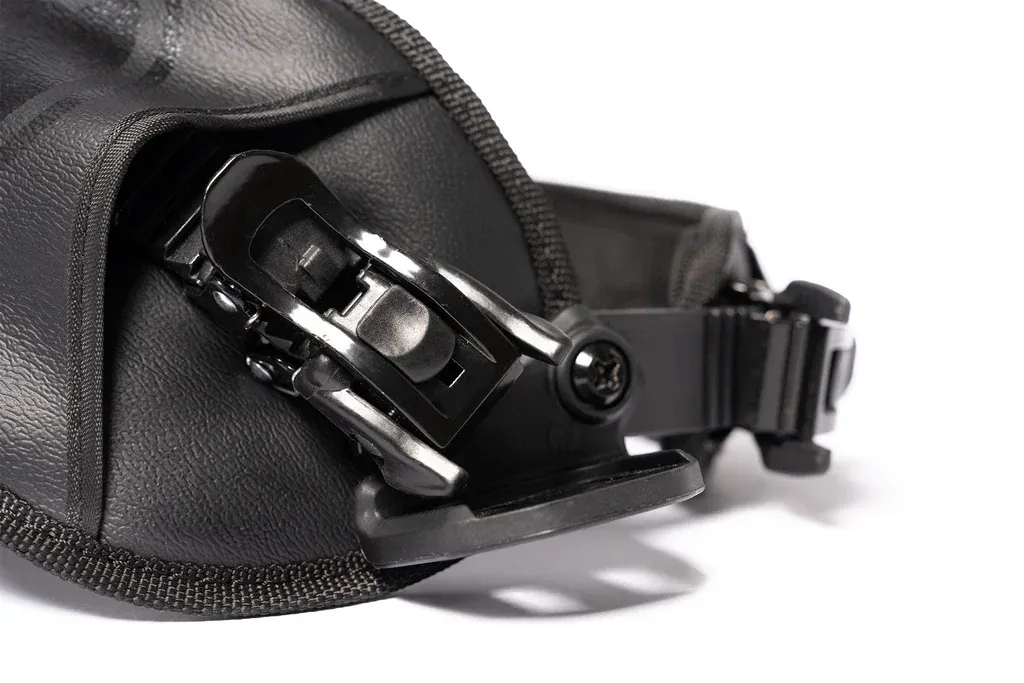 Bindings (straps), view 4